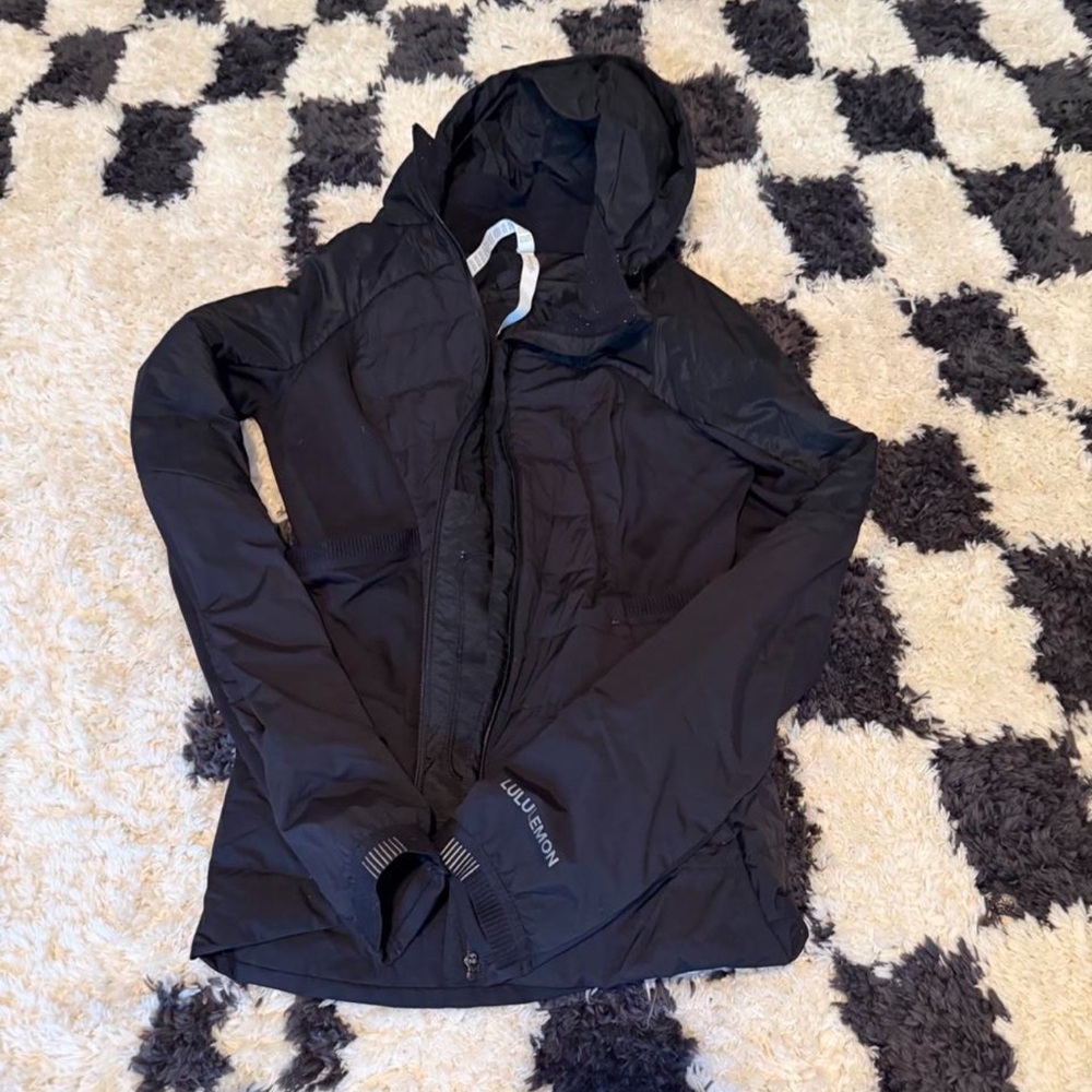 Lululemon down for it all jacket size 8